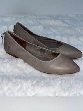 Frye Regina Ballet Flats Taupe